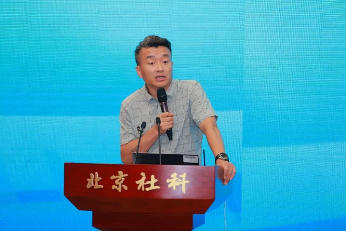王智慧.JPG