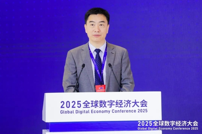 北京市社会科学院党组书记谢辉致辞.JPG